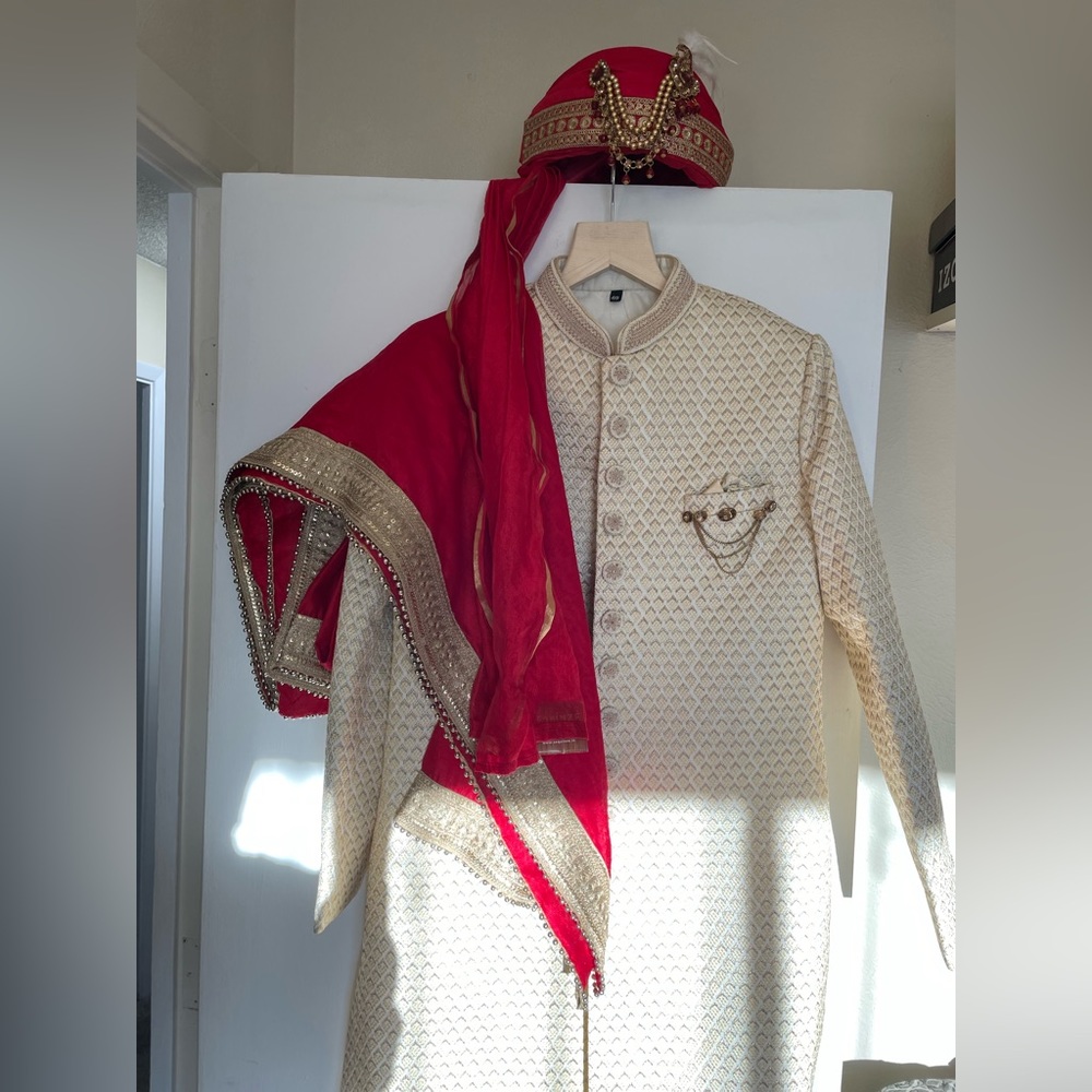 Brand new! Groom sherwani size 40